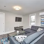Fallsview Boutique 2Bd 4A