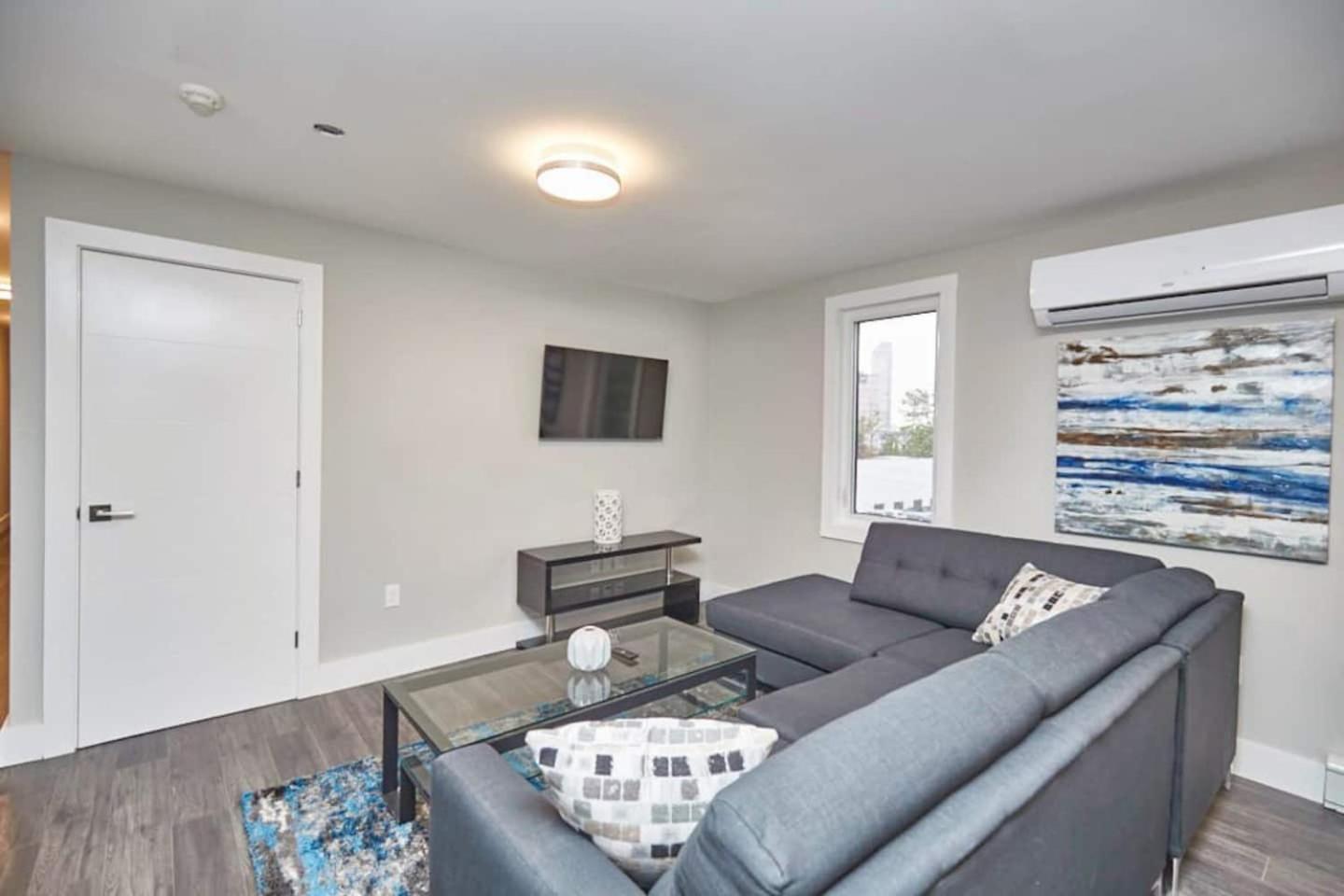 Fallsview Boutique 2bd 4a Apartment