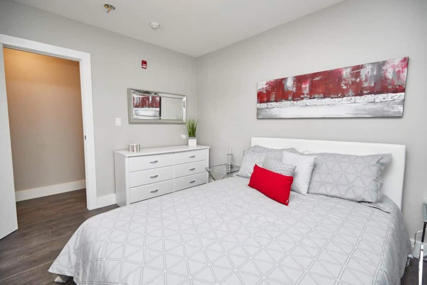 Fallsview Boutique 2bd 4a Apartment *
